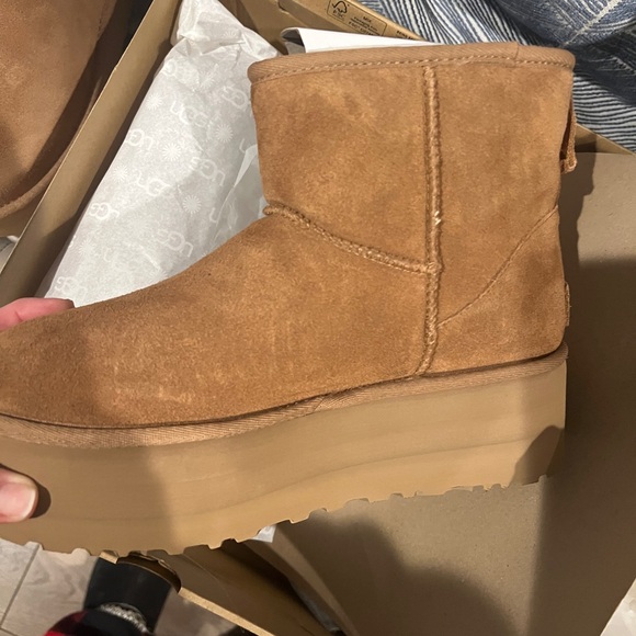 Women's Shoes UGG CLASSIC MINI PLATFORM Sheepskin Ankle Boots 1134991 CHESTNUT - Picture 3 of 5